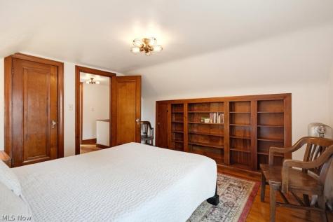 2644 Eaton Road University Heights OH 44118