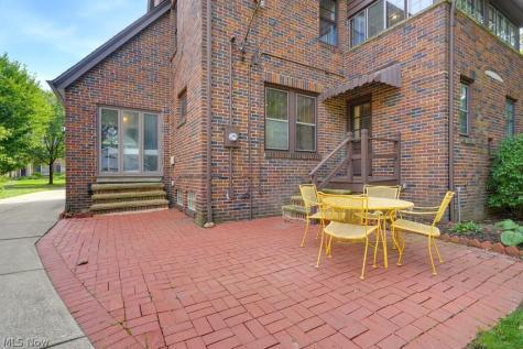2644 Eaton Road University Heights OH 44118