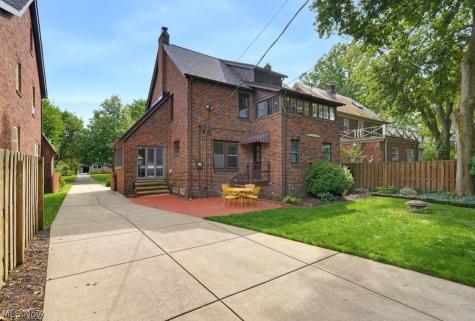 2644 Eaton Road University Heights OH 44118