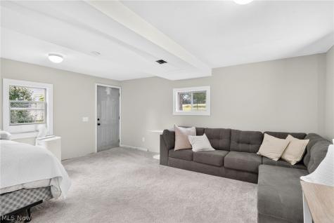 4824 Manchester Road Akron OH 44319