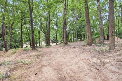 4824 Manchester Road Akron OH 44319