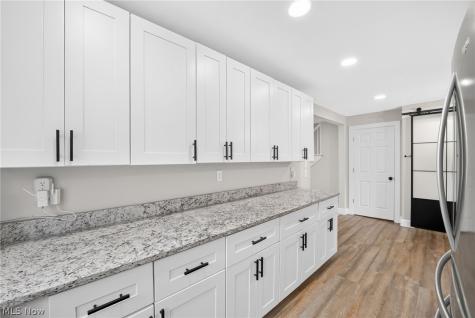 4824 Manchester Road Akron OH 44319