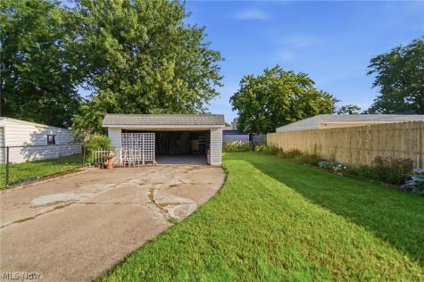 13420 Bennington Avenue Cleveland OH 44135