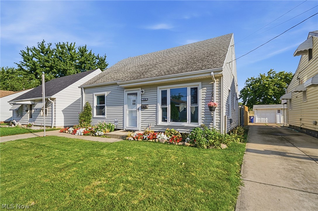 13420 Bennington Avenue Cleveland OH 44135