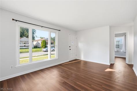 13420 Bennington Avenue Cleveland OH 44135