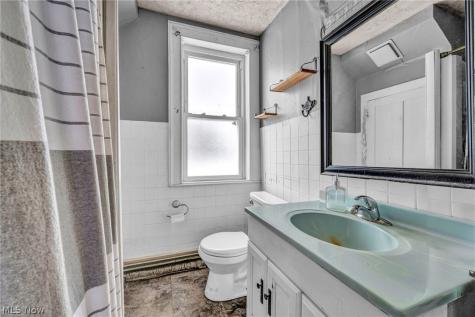 3080 Saxe Road Mogadore OH 44260