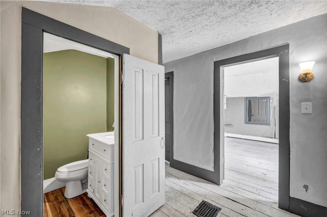 3080 Saxe Road Mogadore OH 44260