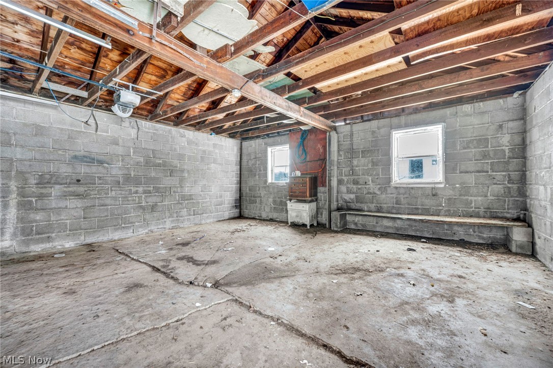 3080 Saxe Road Mogadore OH 44260