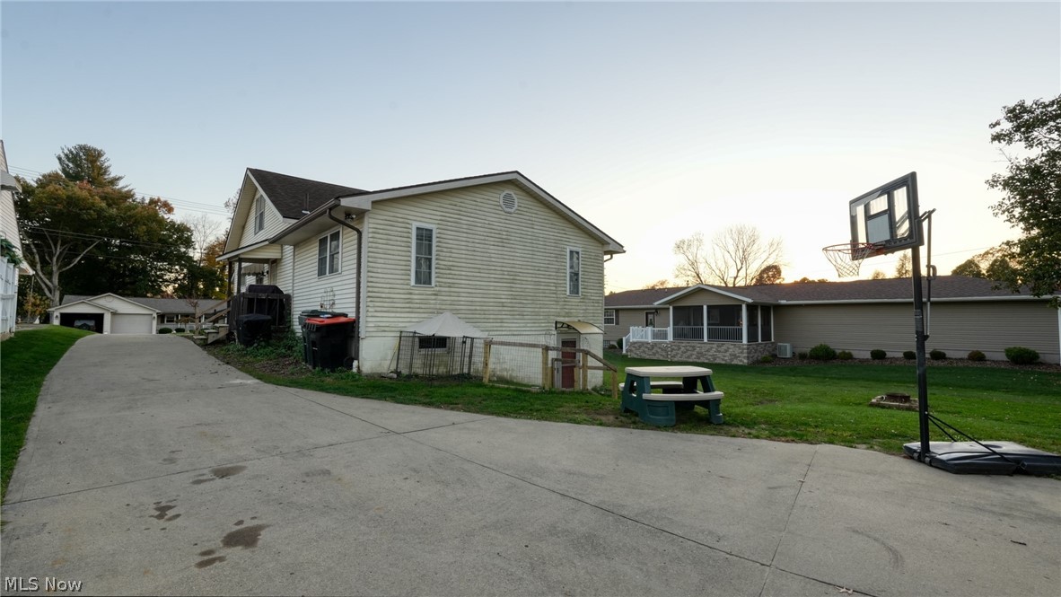 1205 Brooklyn Avenue Cambridge OH 43725
