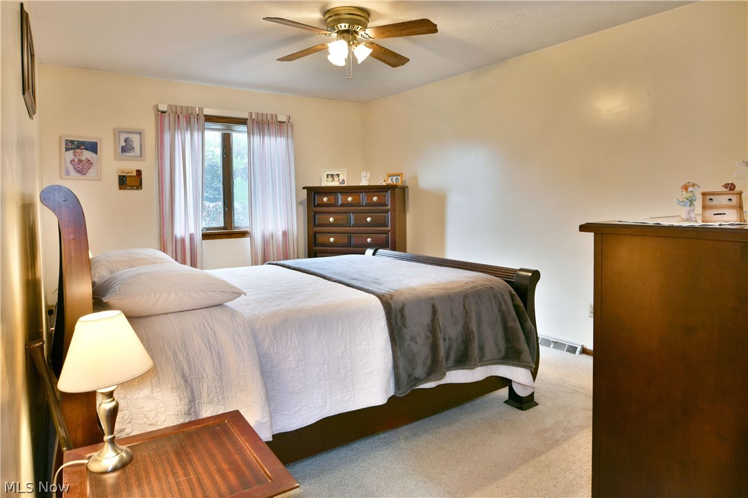 348 Aspen Drive NW Warren OH 44483