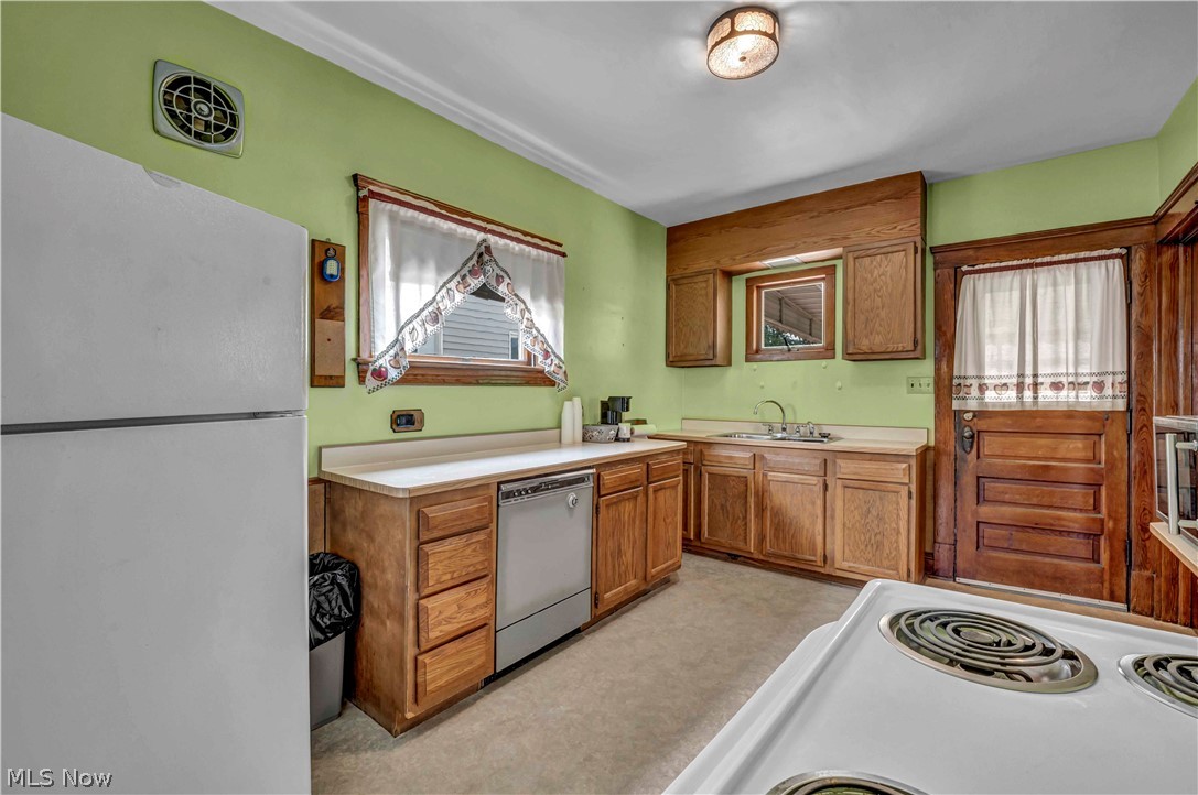4417 Bucyrus Avenue Old Brooklyn OH 44109