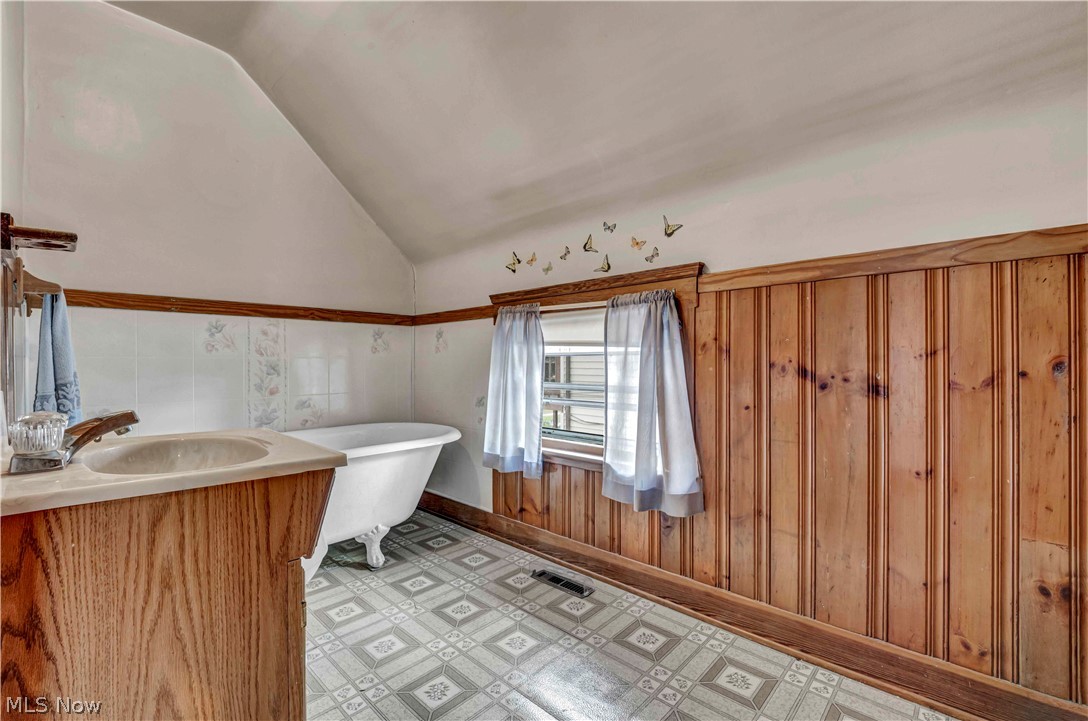 4417 Bucyrus Avenue Old Brooklyn OH 44109
