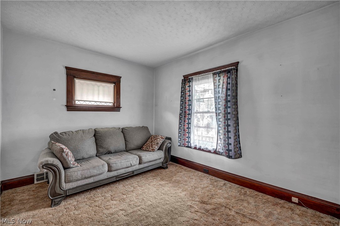 4417 Bucyrus Avenue Old Brooklyn OH 44109