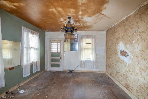 3240 W 58th Street Cleveland OH 44102