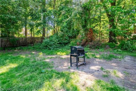 628 Lakemont Avenue Akron OH 44314
