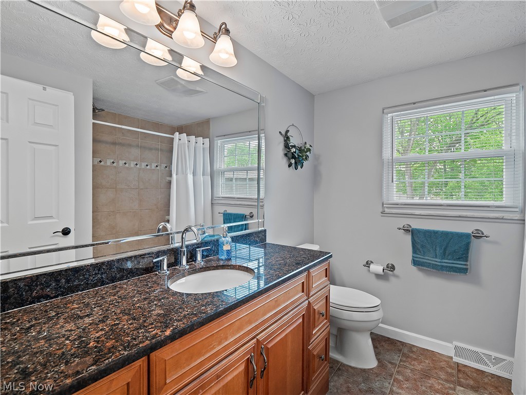 17175 Misty Lake Drive Strongsville OH 44136