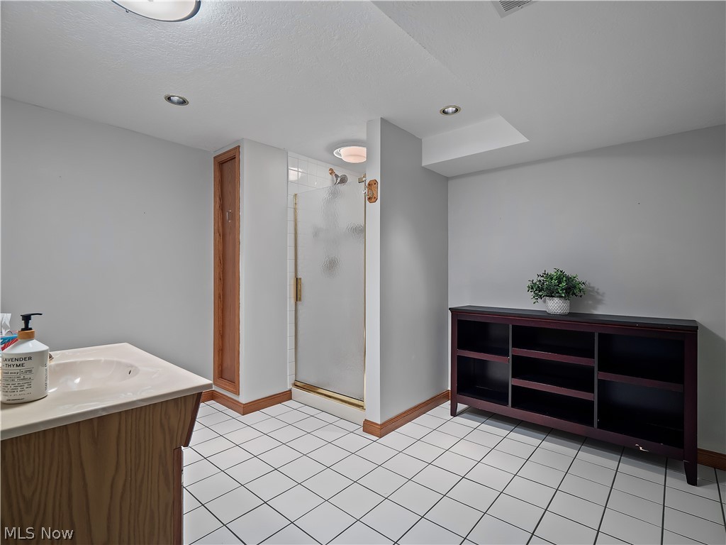 17175 Misty Lake Drive Strongsville OH 44136