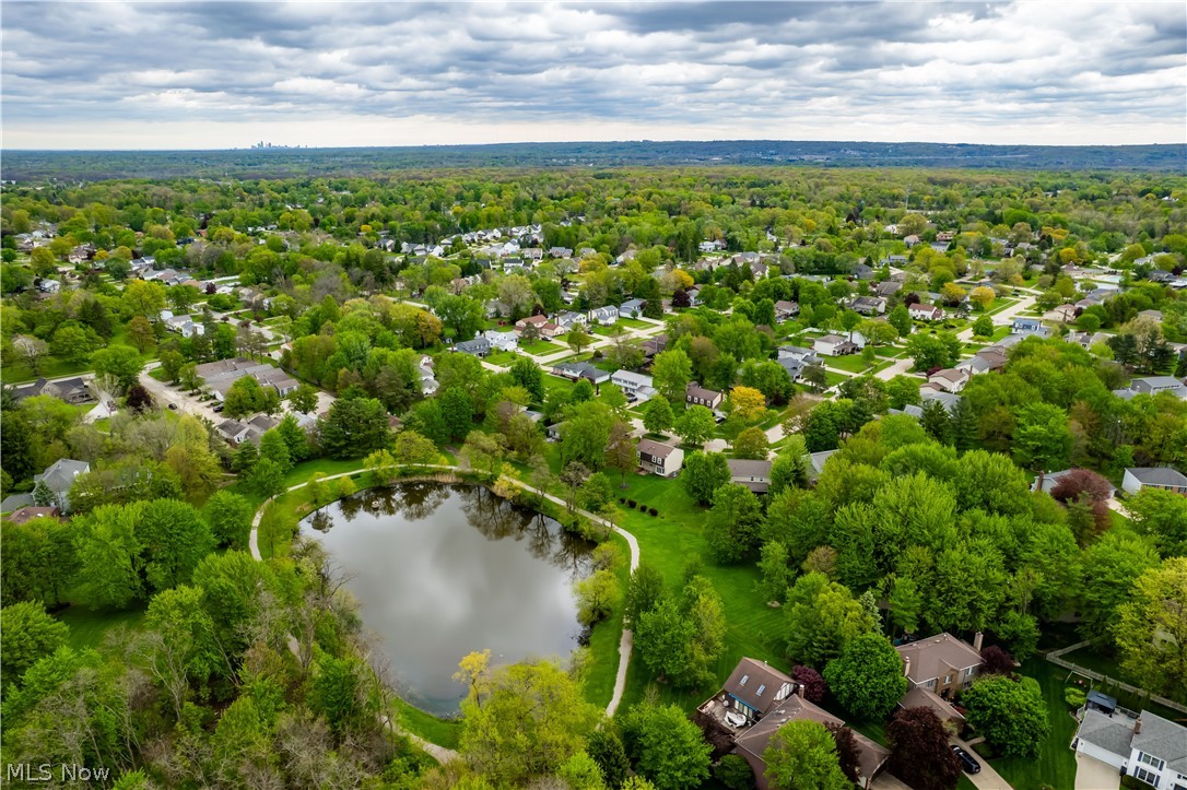 17175 Misty Lake Drive Strongsville OH 44136