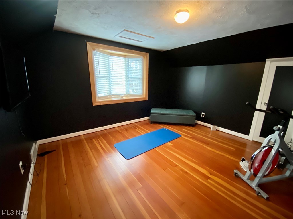 39004 Johnnycake Ridge Road Willoughby OH 44094