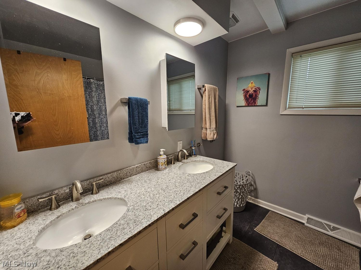 1606 Baltzley Valley Road SE New Philadelphia OH 44663