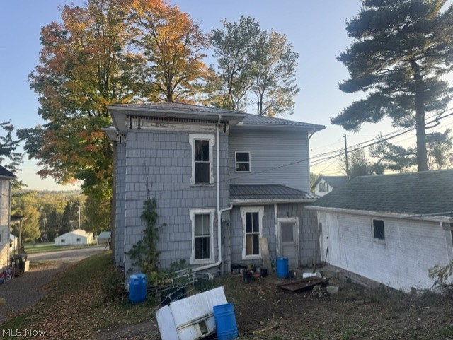 298 W Robinson Street Shreve OH 44676