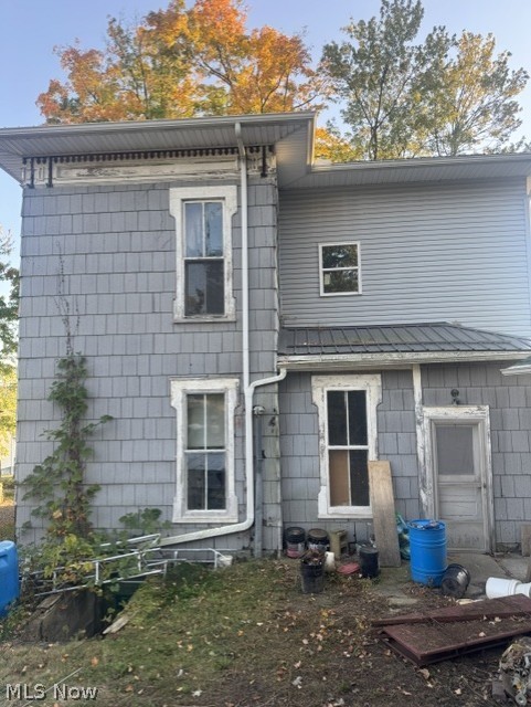 298 W Robinson Street Shreve OH 44676