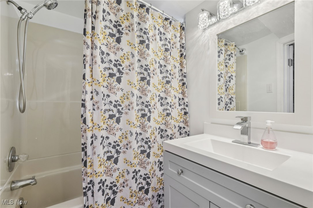 1503 Oakmount Road South Euclid OH 44121