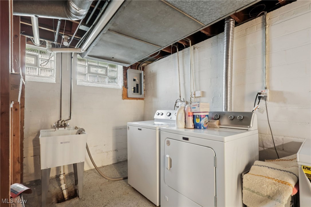 1503 Oakmount Road South Euclid OH 44121