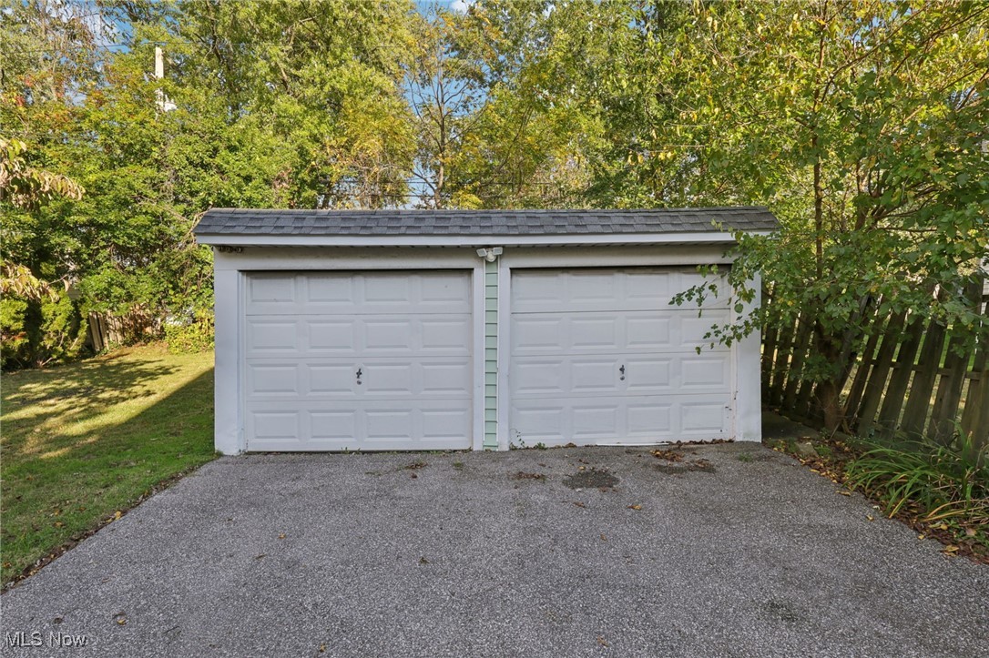 1503 Oakmount Road South Euclid OH 44121