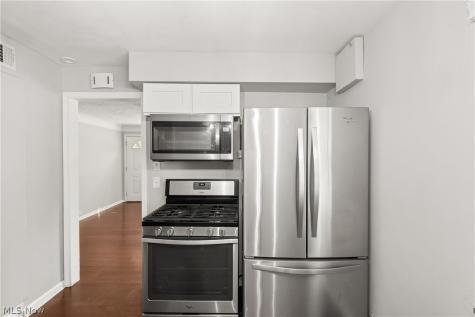 168 Beck Road Avon Lake OH 44012