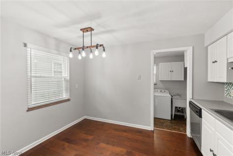 168 Beck Road Avon Lake OH 44012