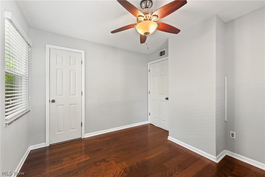 168 Beck Road Avon Lake OH 44012