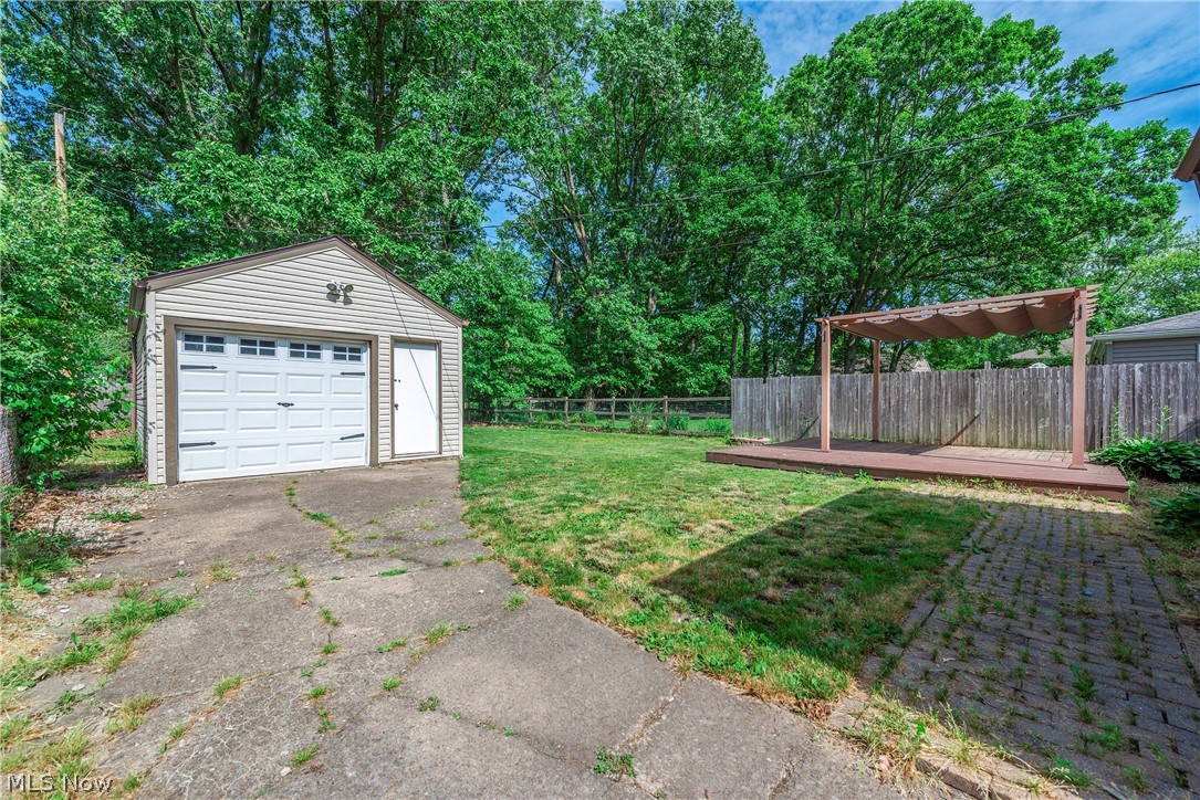 168 Beck Road Avon Lake OH 44012