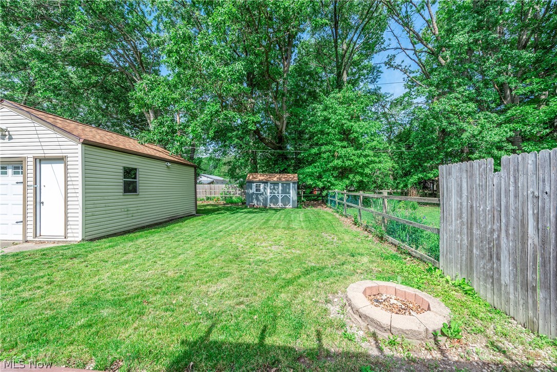 168 Beck Road Avon Lake OH 44012