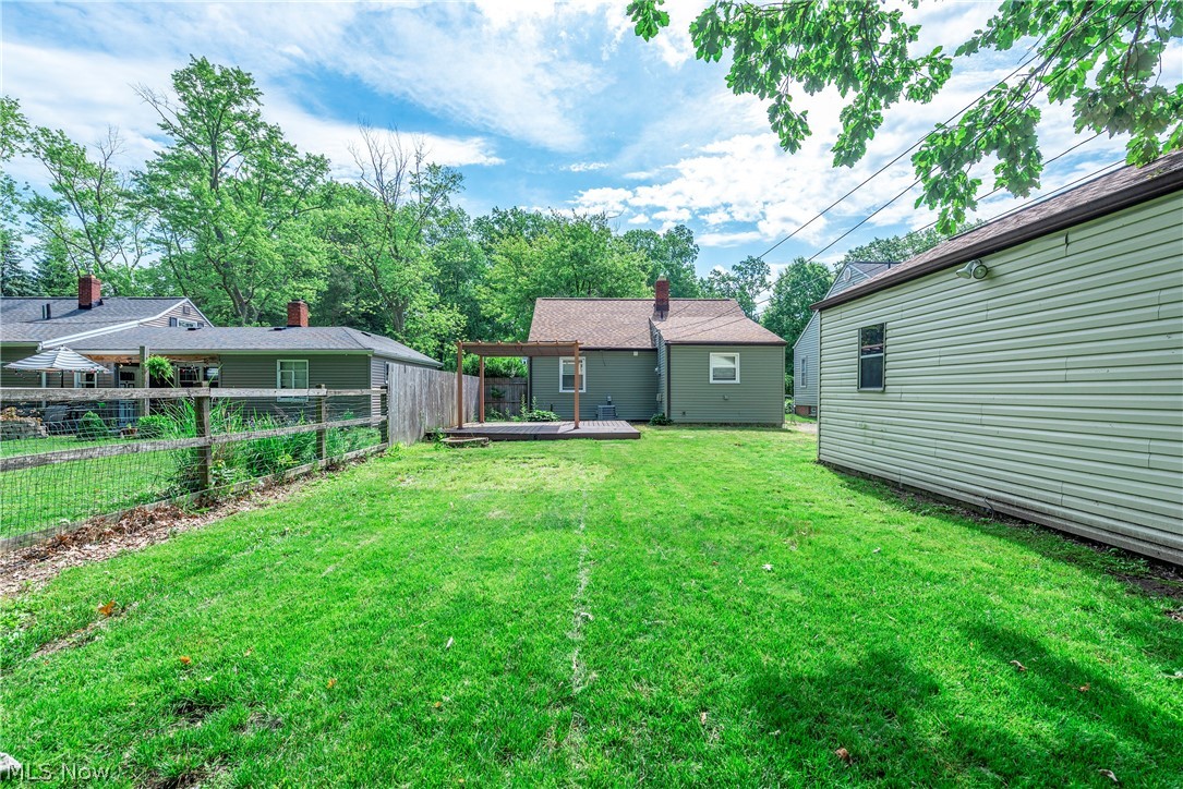 168 Beck Road Avon Lake OH 44012