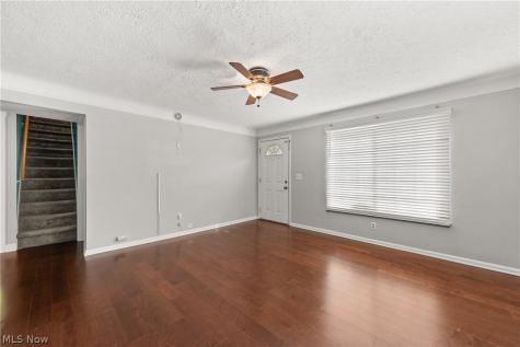 168 Beck Road Avon Lake OH 44012