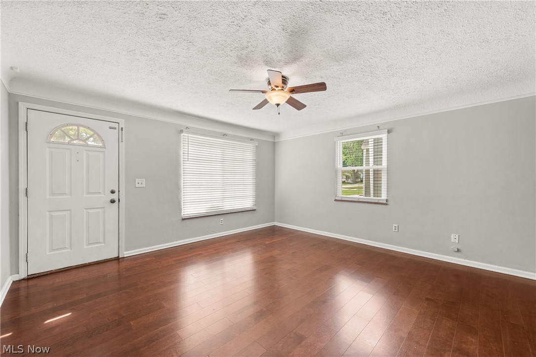 168 Beck Road Avon Lake OH 44012