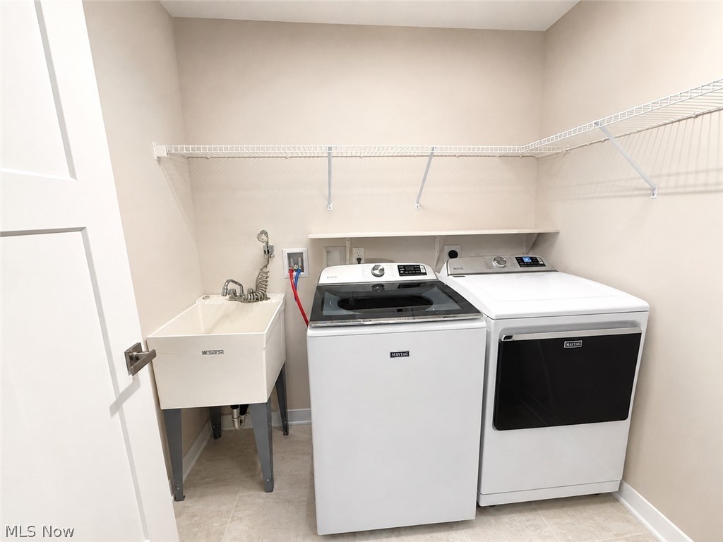 168 Eagle Circle Amherst OH 44001