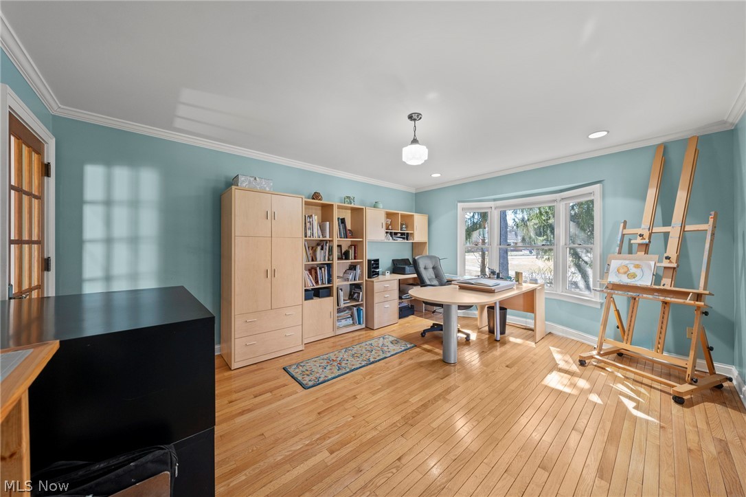 26421 N Woodland Road Beachwood OH 44122