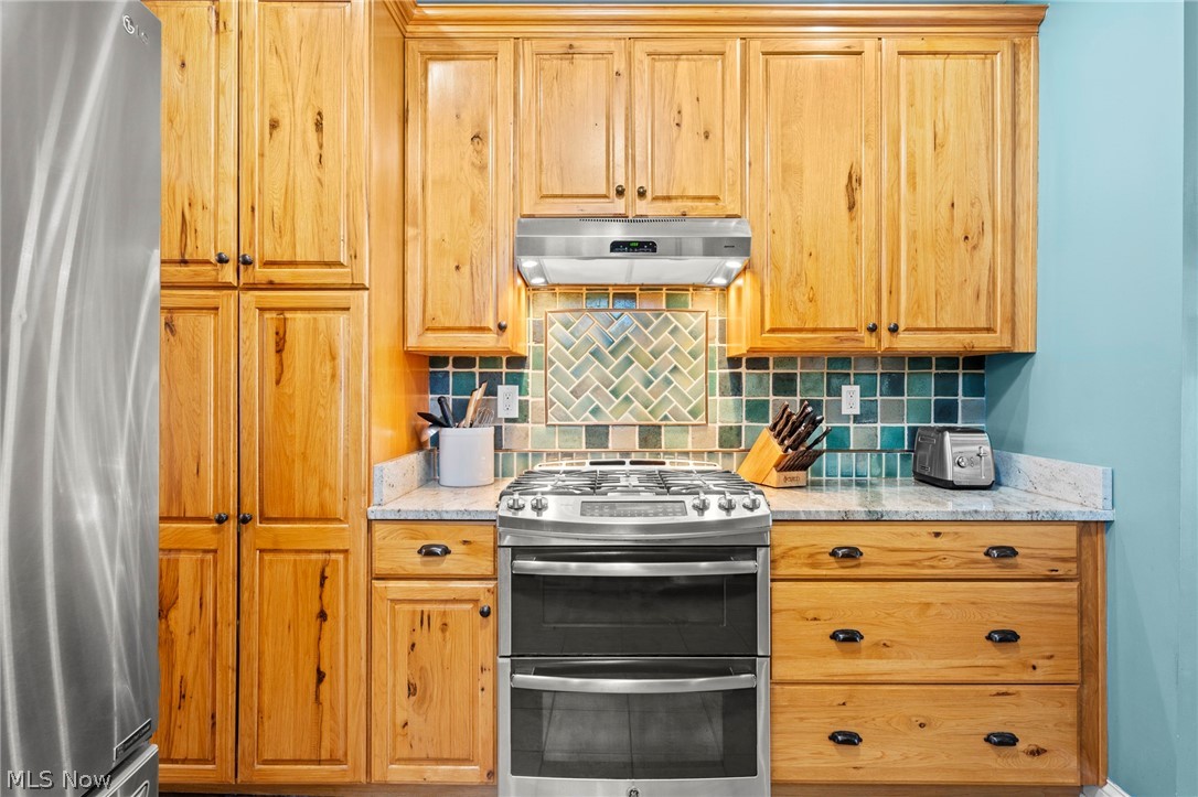 26421 N Woodland Road Beachwood OH 44122
