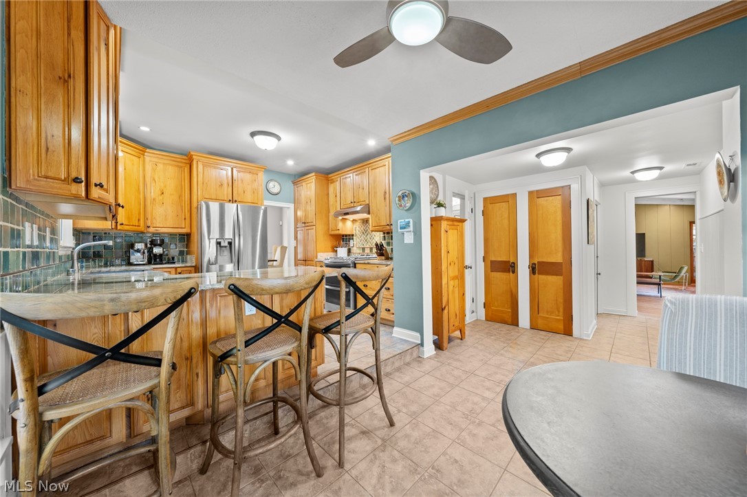 26421 N Woodland Road Beachwood OH 44122
