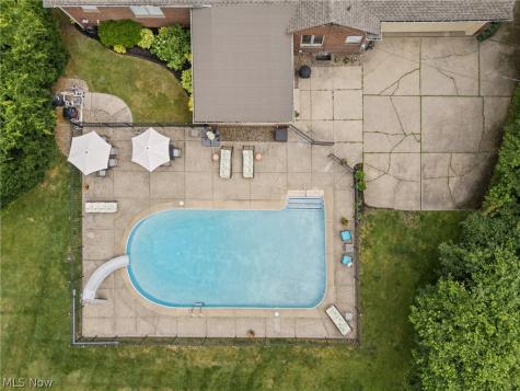70 S Meadowcroft Drive Akron OH 44313