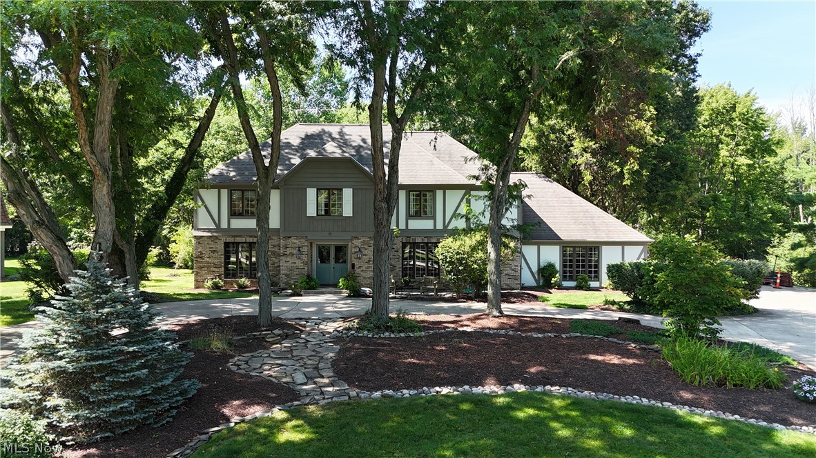 3554 Rolling Hills Drive Pepper Pike OH 44124