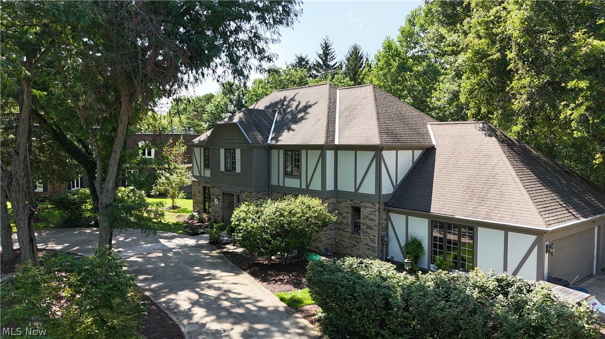 3554 Rolling Hills Drive Pepper Pike OH 44124