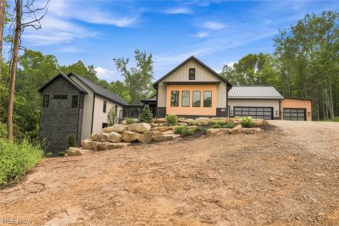 2324 Hard Rock Way Hinckley OH 44233