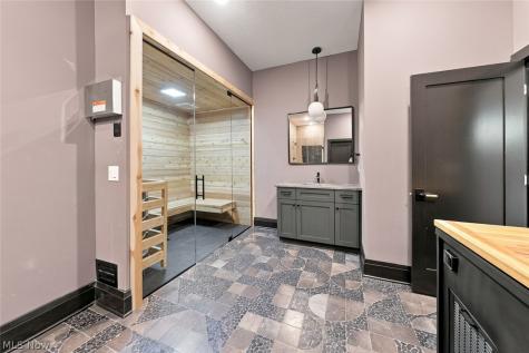 2324 Hard Rock Way Hinckley OH 44233