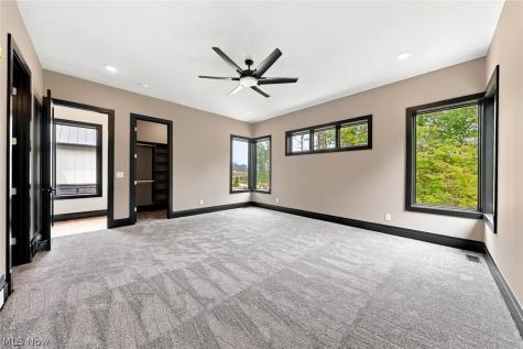 2324 Hard Rock Way Hinckley OH 44233