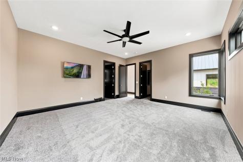 2324 Hard Rock Way Hinckley OH 44233