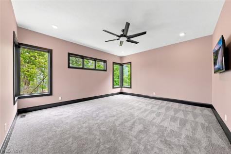 2324 Hard Rock Way Hinckley OH 44233