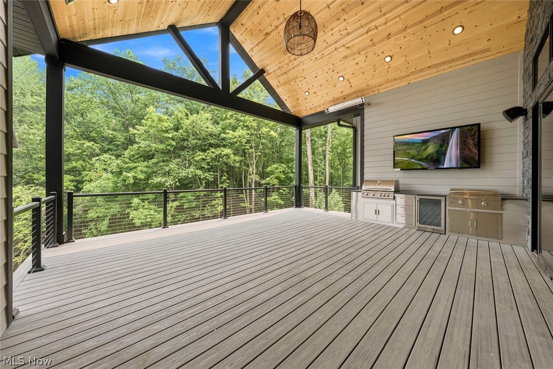 2324 Hard Rock Way Hinckley OH 44233